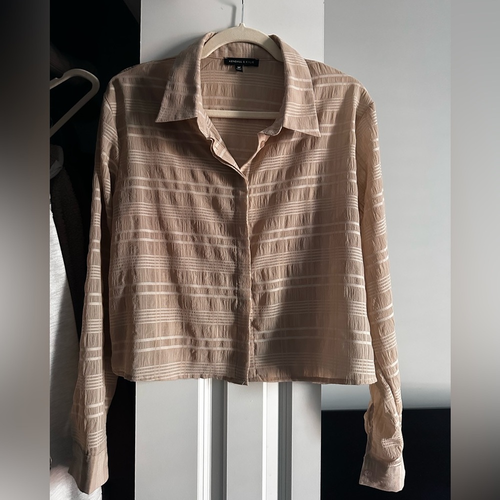 Cropped Beige Striped Button-Down